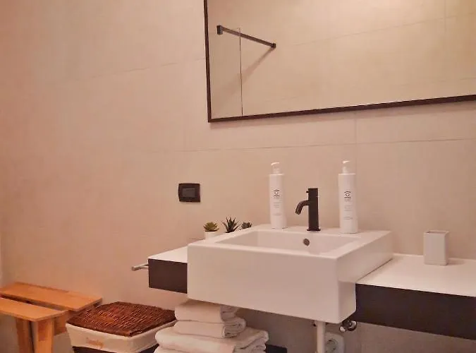 View Gateway - By Myhomeincomo *